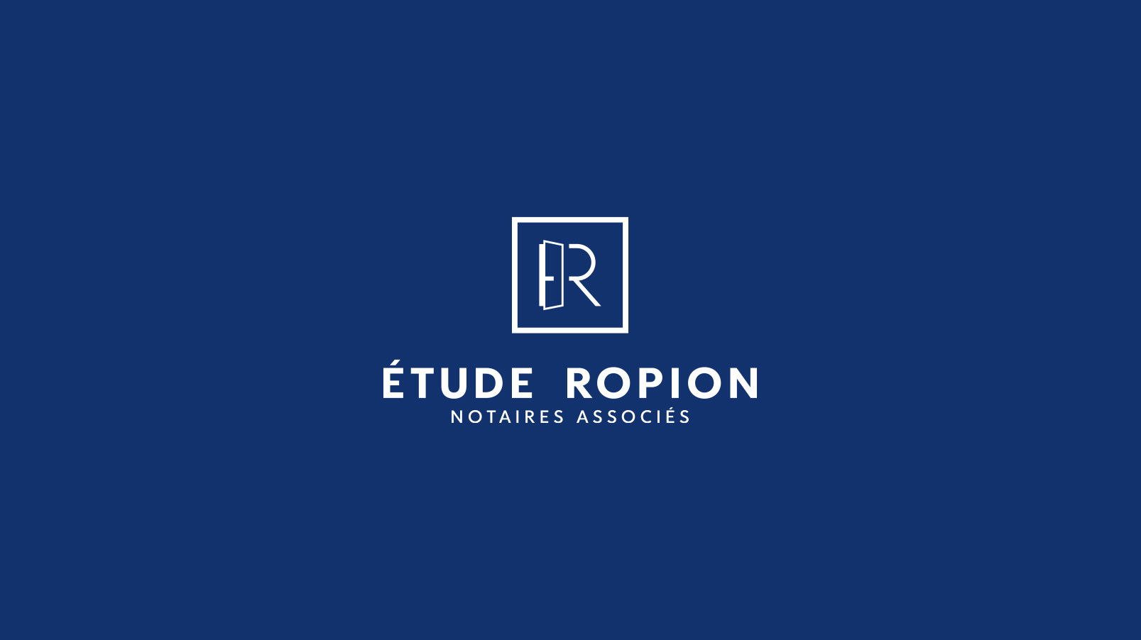 Logo Étude ROPION fond bleu